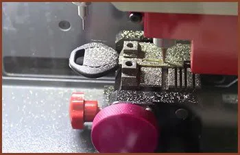 Damascus OR Locksmith Store Damascus, OR 503-476-9103 - 11-key-cutting3